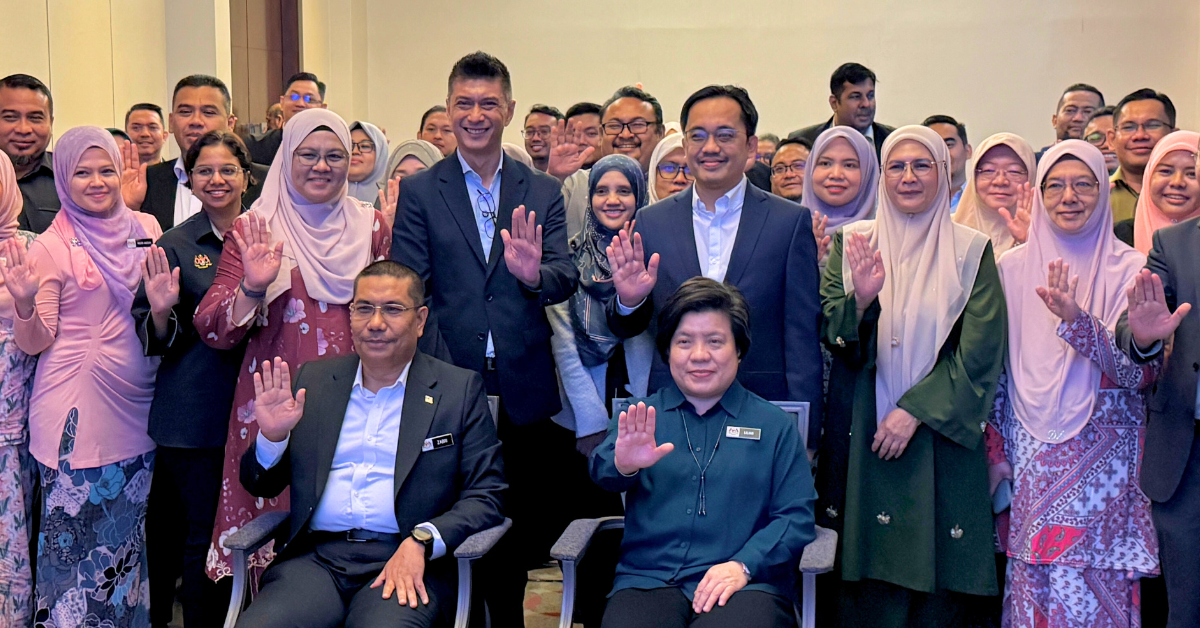 Ali Reza Azmi In Action