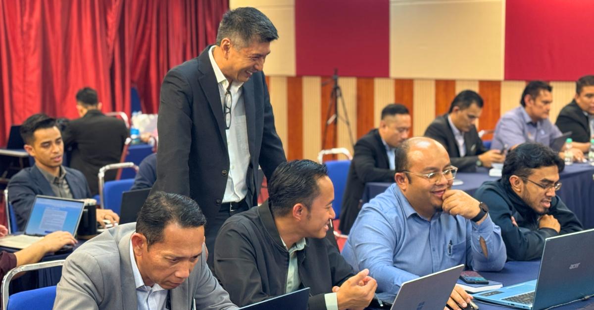 Ali Reza Azmi In Action